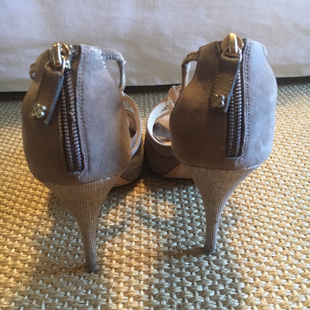 Oscar de la Renta heels. Great condition! Sz 38.5 - Picture 6 of 7